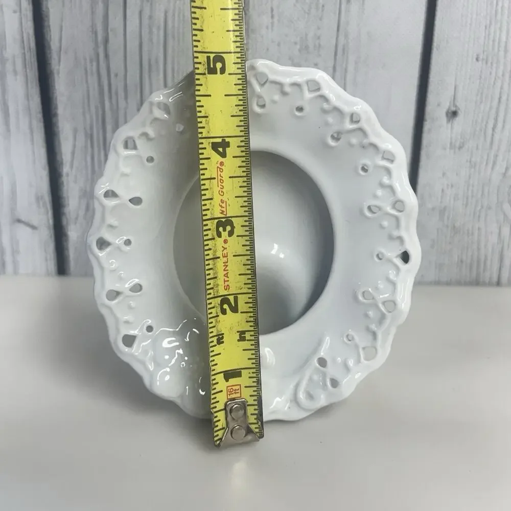 White Porcelain Small Picture Photo Frame Oval Doily Lace Flower